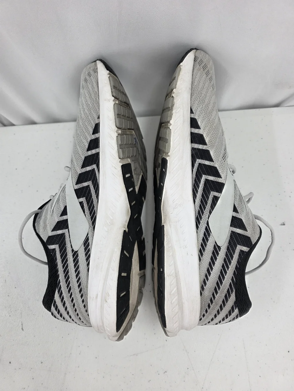 Brooks launch men